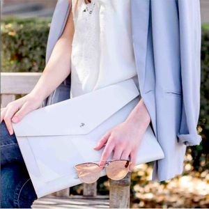 NWT Glass Ladder & Co. Megan Portfolio Clutch - Gray